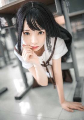 18禁区美女免费观看网站_超清视频大全